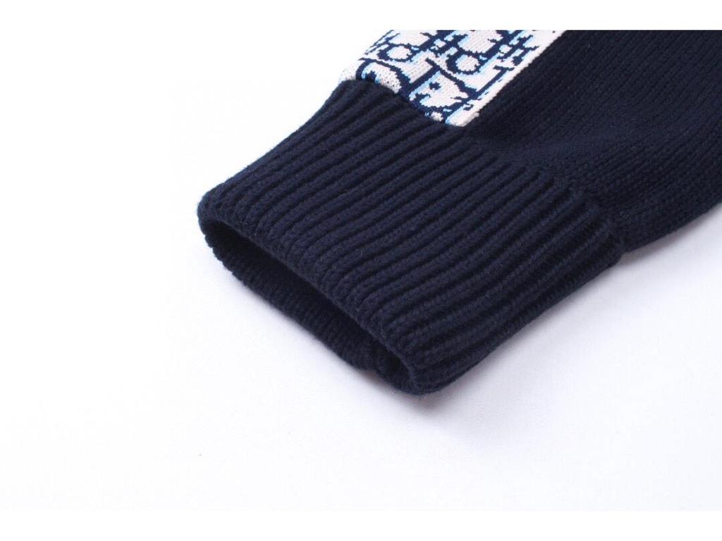 Unisex Trendy Round Neck Jacquard Knit Sweater - Autumn/Winter High-End Style