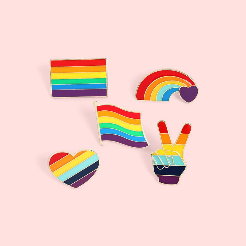 Creative Rainbow Series Cartoon Brooch With Heart Shape Design For Unique Style Accessories