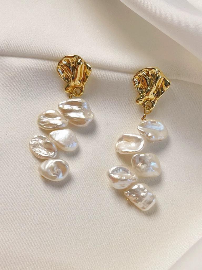 Elegant Temperament Earrings Natural Baroque Special-shaped Petals Pearl Stud Earrings Women's Earrings Tide Silver Needle Temperament Trend
