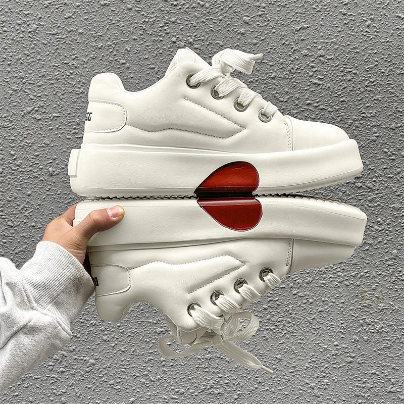 

Thick-soled heightened comfort and high-end casual board shoes, new in autumn and winter 38 белый