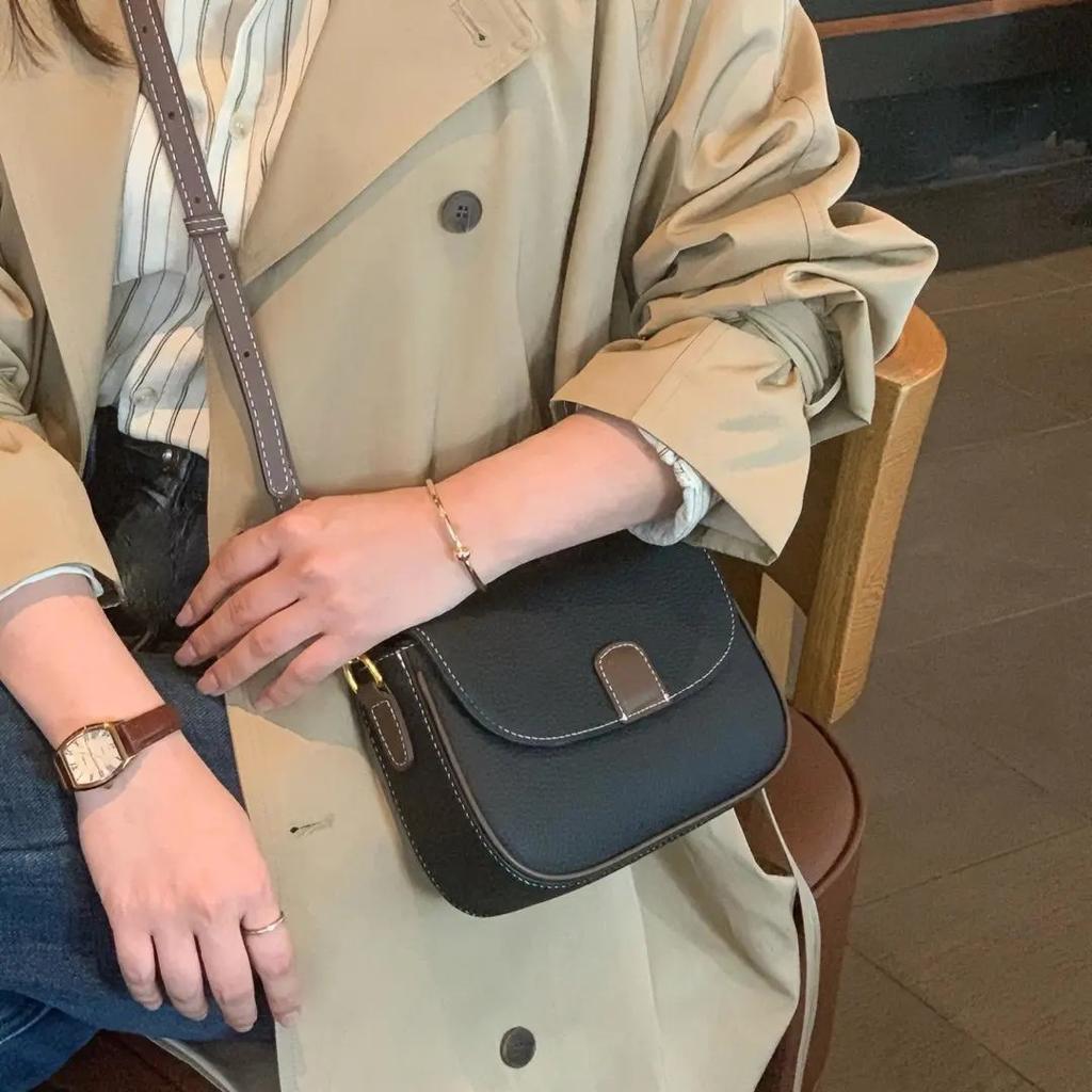 New Cowhide Shoulder Crossbody Ladies Bag, Genuine Leather Niche Commuter Versatile Small Square Bag, Lightweight Cell Phe Bag