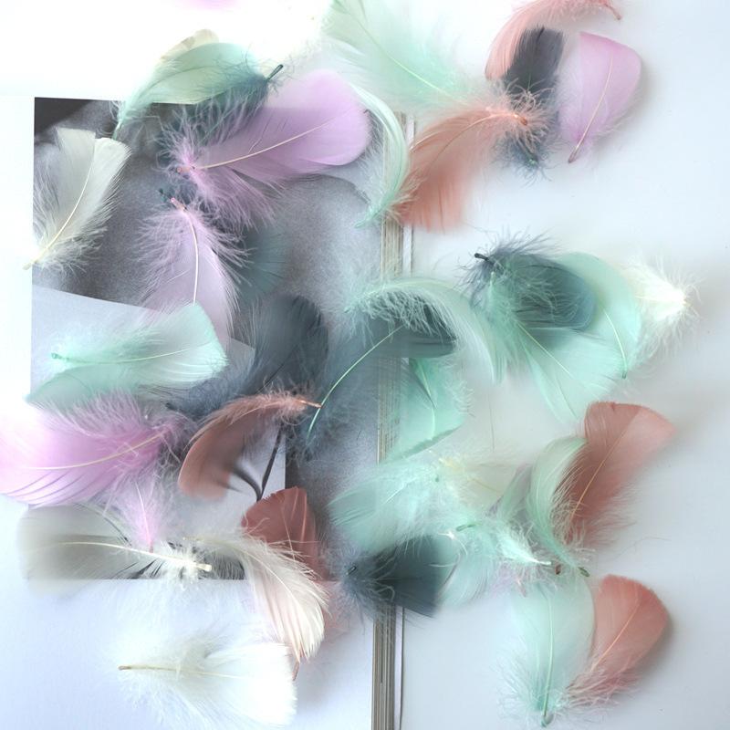 50Pcs Macaron Color Small Feathers 5-8Cm Goose Feather Small Floating Bobo Ball Balloon Filling Decorative Material