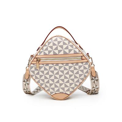 Niche New Fashionable and Versatile Small Square Bag for Men and Women Diamond Shaped Printed Single Shoulder Slanted Tote Bag Skin Bag