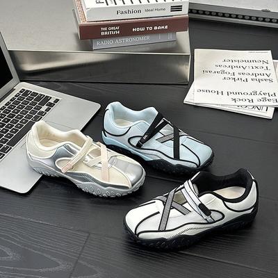 Obuwie damskie – Sneakersy