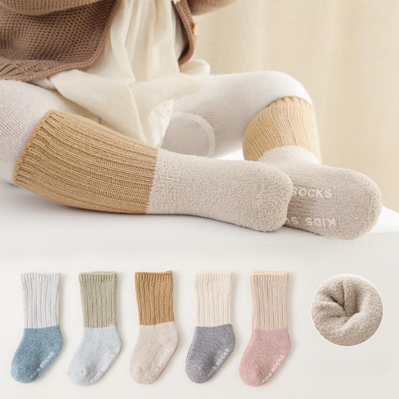 Autumn and Winter Coral Fleece Thickened Baby Socks  Anti-slip Dispensing  Baby Anti-slip Floor Socks Newborn Mid-calf Socks