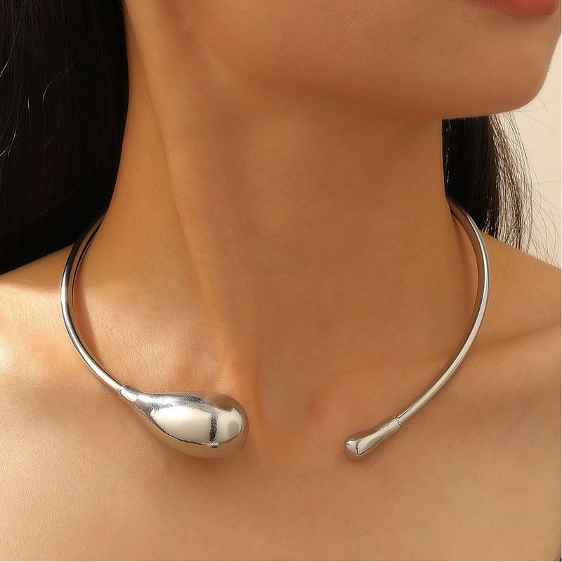 European and American Cross-Border Personalized Geometric Metal Glossy Spring Open Choker Bracelet for Women Punk Simple Necklace Choker