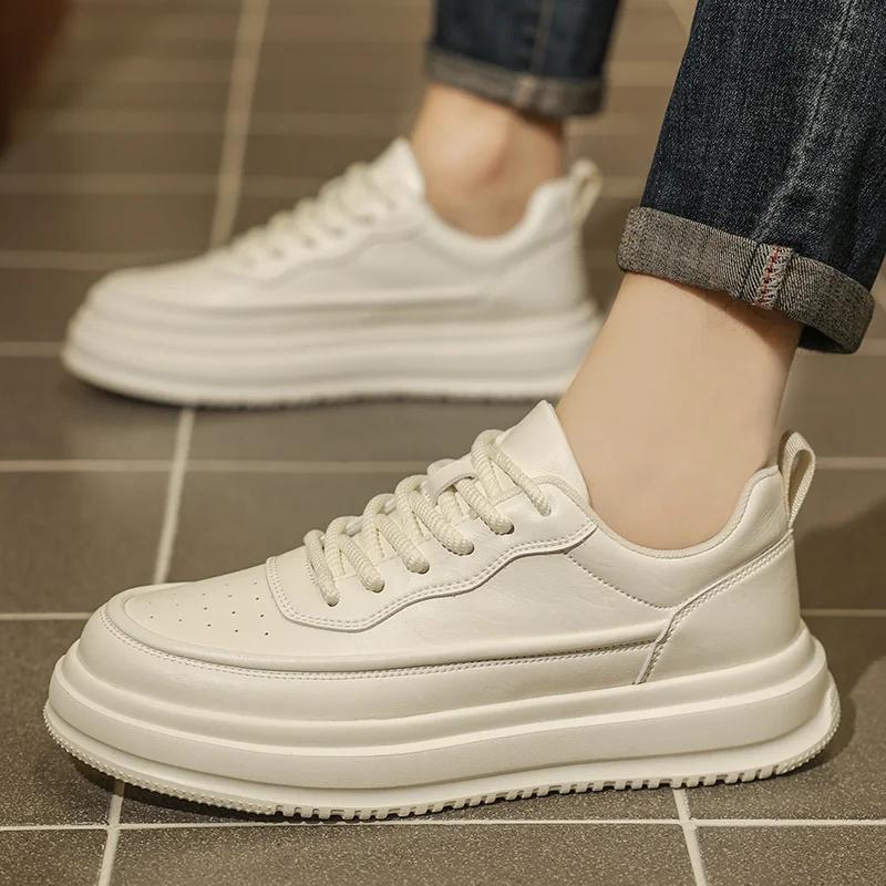 2025 Men Casual Leather Board Shoes Classic Lace Up Skateboard Shoe Comfy High Quality Flat Designer Shoes Outdoor Walking Shoe