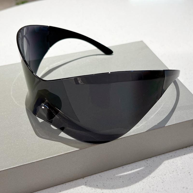 New Fashion Vintage Sexy Ladies Cat Eye Oversized Sunglasses Women Luxury Brand Designer Shield Big Sun Glasses For Female