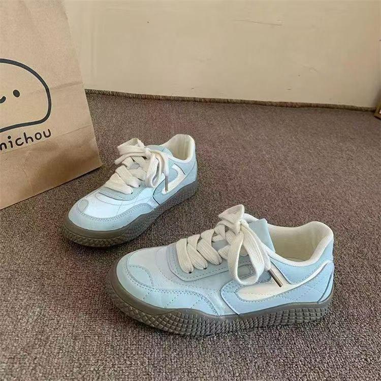 Dopamine campus niche design thick baseplate shoes women's 2025 autumn new breathable versatile little white shoes ins tide