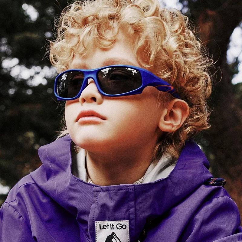 Kids Sunglasses TR90 Boys Girls Wrap Around Sport Sun Glasses Silicone Safety Glasses Gift for Children UV400 protection Eyewear