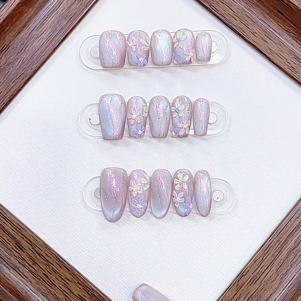 

Плетёная вручную броня Фэнтези Разноцветные лепестки Объёмные разноцветные лепестки Чистый французский кошачий глаз наклейка для нейл-арта Large L