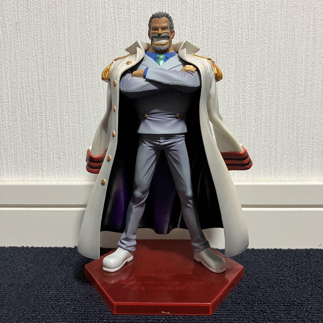 

[Б/У] ONE PIECE Вице-адмирал Гарп Фигурка