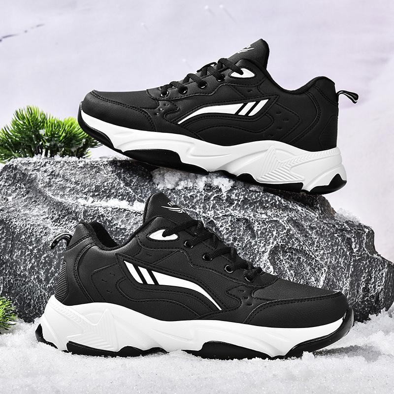 Four seasons leather waterproof sports shoes versatile green running shoes non-slip couple casual shoes autumn and winter