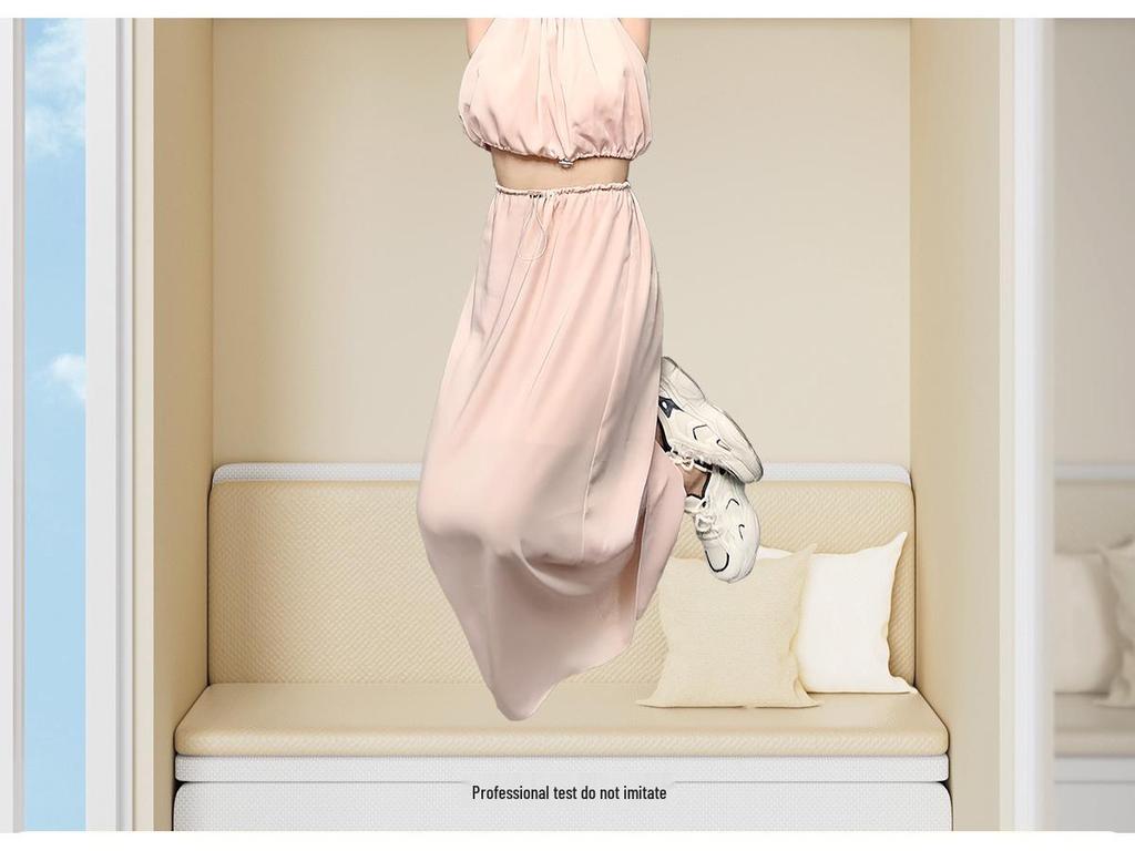 Telescopic Curtain Rod: Punch-Free, Multipurpose for Bedroom, Wardrobe, Living Room, Shower, or Clothes Drying.