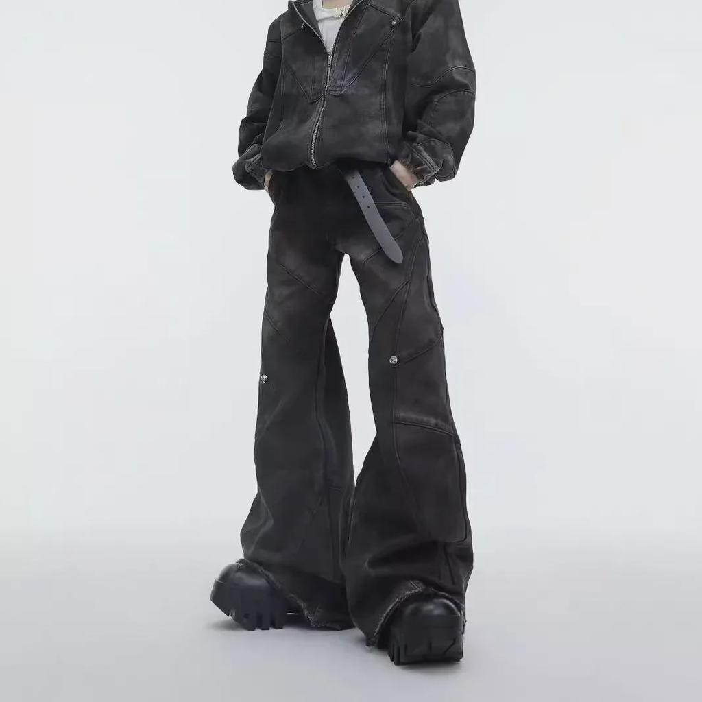 2024 Retro American Deconstructed Loose Fit Men's Jeans with Metal Embellishments