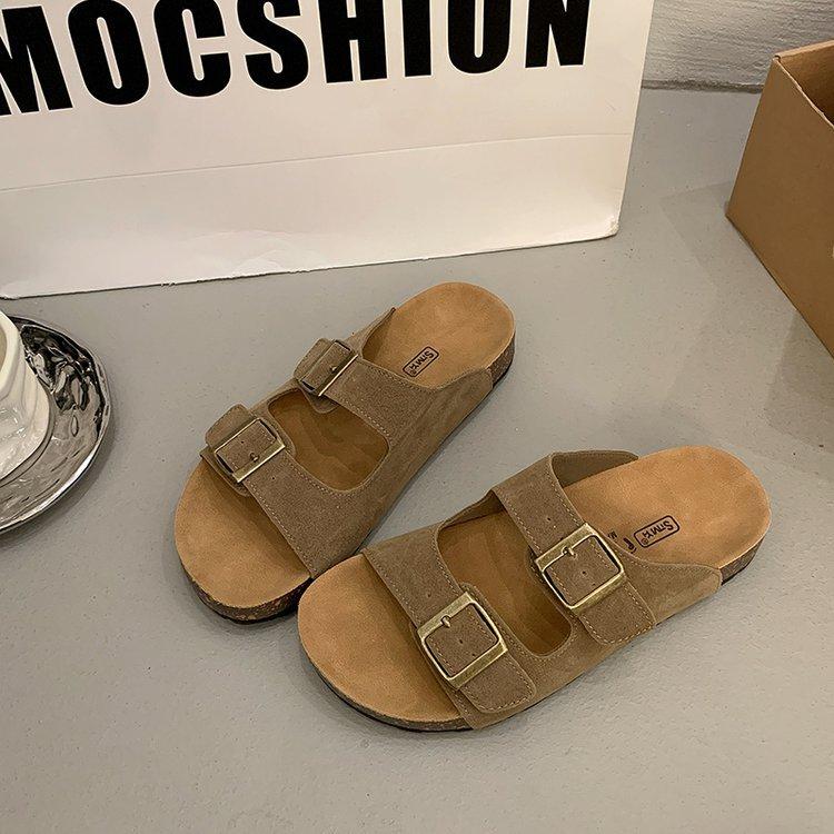 British retro one-word button slippers women's summer wear 2025 new Korean version one-word drag flats beach shoes sandals