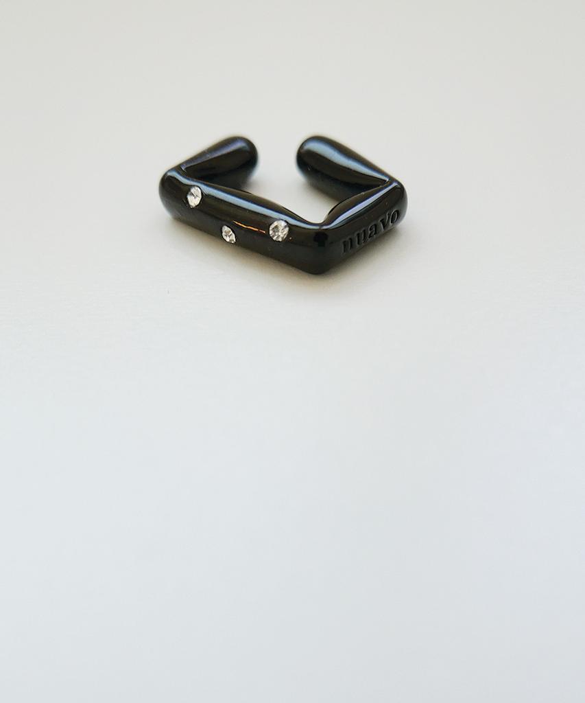 Nuavo Black Crystal Cuff
