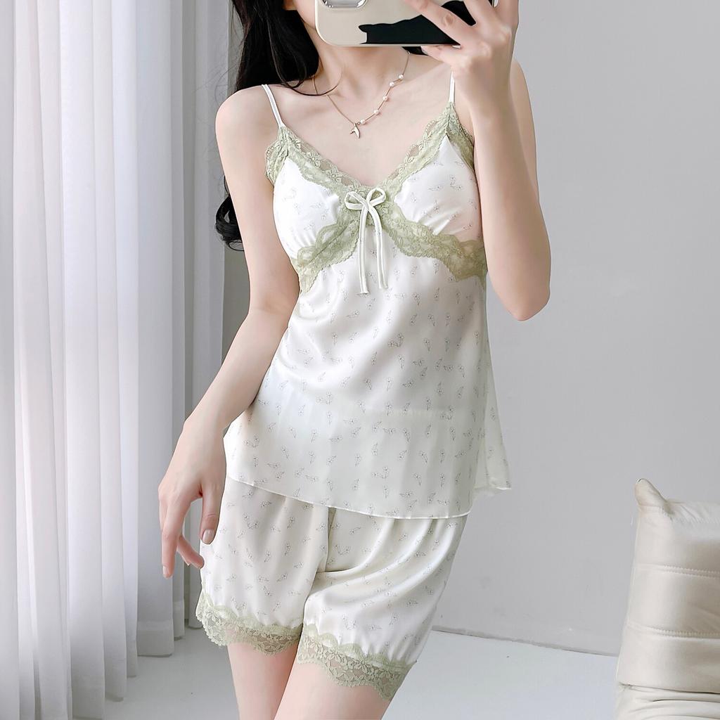Women's Summer Home Pajamas Set Ice Silk Sexy Lace Suspender Shorts Simulation Silk Spring and Autumn