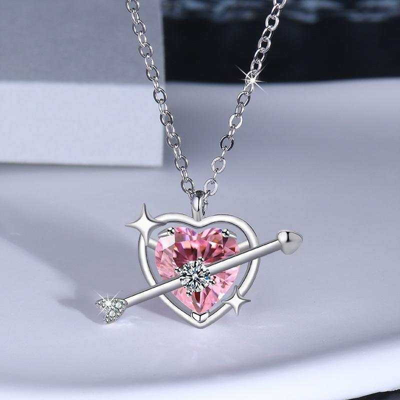 Heart Pendant Fashionable Necklace Exquisite Pink Gemstone Elegant Chain Collarbone
