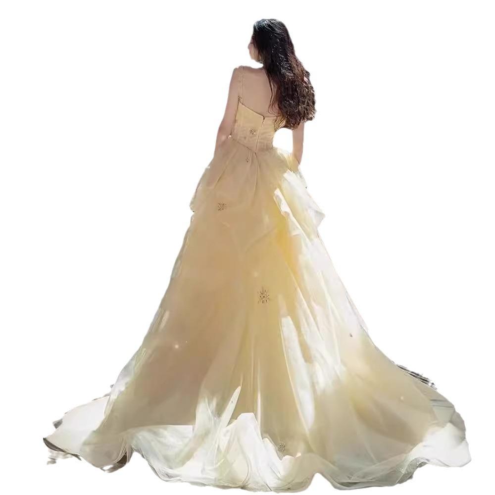 Gelber Abendkleidrock Damen 1011 neu High-End Light Luxury Nische High-End Französisches Hochzeitskleid Erwachsener Prinzessin Abschluss