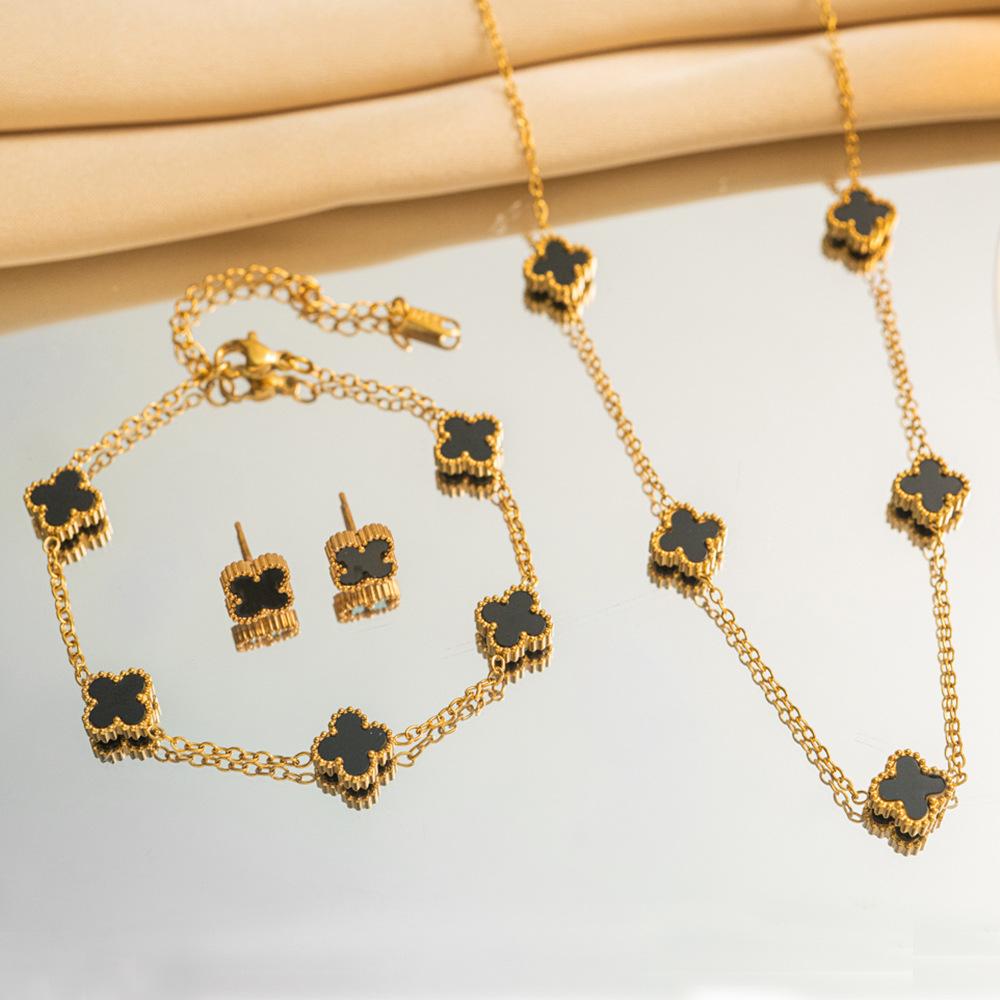Titanium Steel 9mm Double-sided Four-leaf Clover Necklace Set for Women Fashionable Elegant and Luxurious
