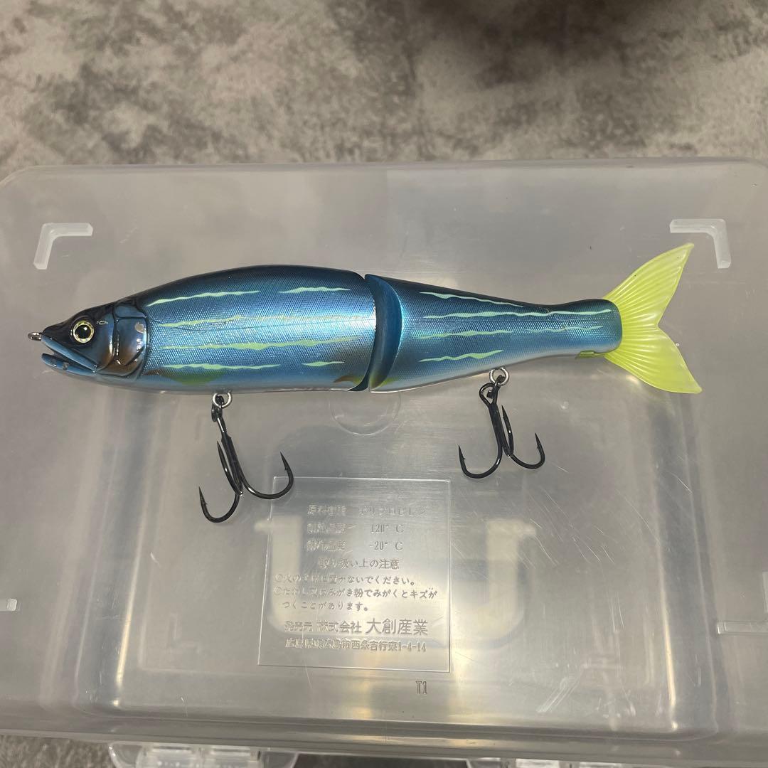 Used Big Bait Jointed Claw 178 Blue x Danio