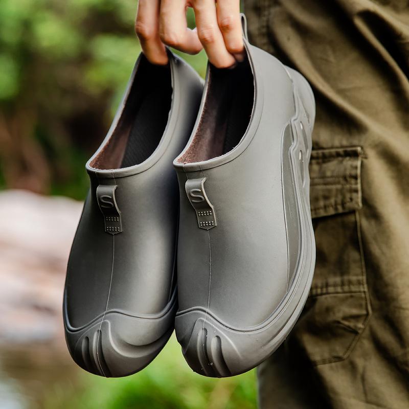 New Rain Shoes Short Tube Men's Adult Waterproof Shoes Rain Boots Wear-resistant Rubber Shoes Fashion Kitchen Water Boots Men