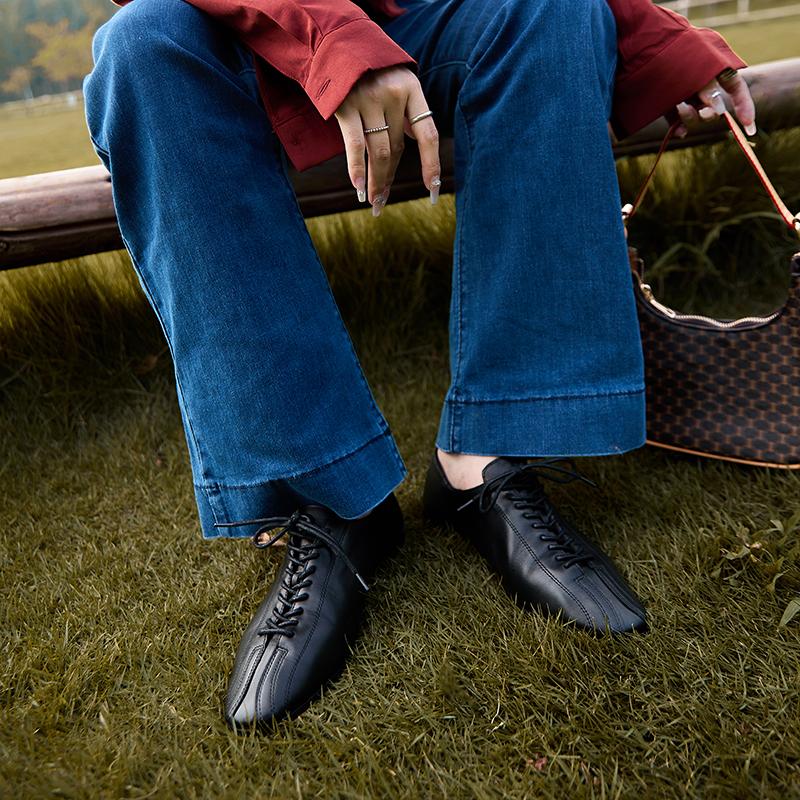 Fashion 2025 New Hot Sale Fashion Black Low Heel Lace Up Genuine Leather Pumps Women Daily Walk Flats Young Girls Casual Autumn Shoes