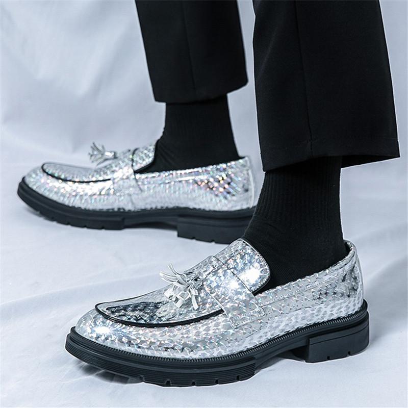 Fashion Trend New Luxury Men Tassel Loafter Male Black Silver Height Increasing Leather Shoes Tenis Masculino Zapatos Hombre