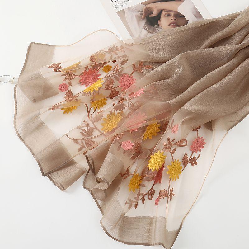 Eleganter Schal aus Seidenmischung mit Blumenstickereien – Atmungsaktives, sonnenschützendes und vielseitiges Tuch für stilvolle Wärme