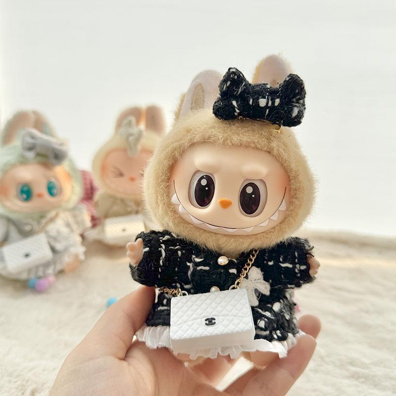 [Μόνο Ρούχα] Μπρελόκ Πρώτης και Δεύτερης Γενιάς, Κρεμαστά Ρούχων, Ρούχα Labubuwa, Κλασικό Μικρό Αρωματικό Σετ Φούστας.