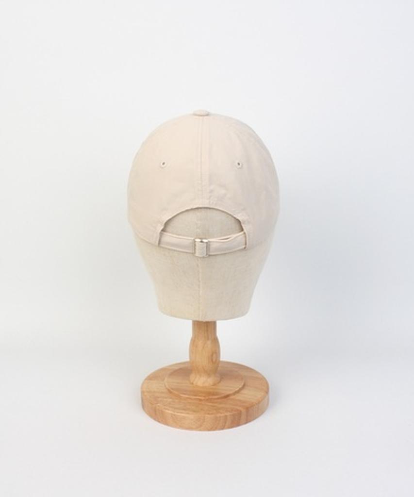 Yunibeosyeolkemiseuteuli Cool Running Ivory Ballcap Running Ballcap