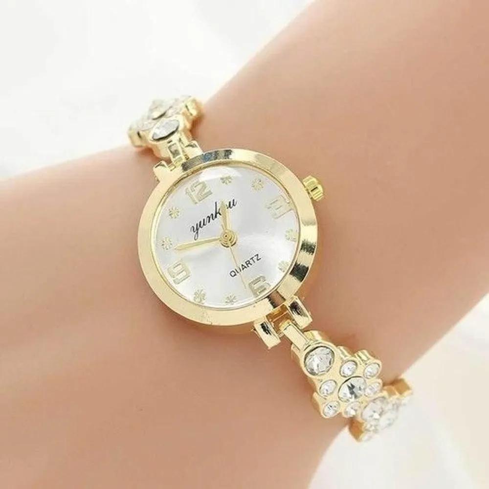 Wristwatch Women s Wristwatch Luxury Fashion Watch (46332025) ONECOLOR