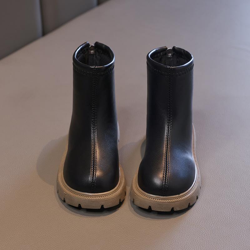 

Ботинки для девочек 2025 осень и зима новые детские короткие ботинки бархатные ботинки Мартина детские кожаные ботинки модные универсальные большие хлопковые ботинки 26