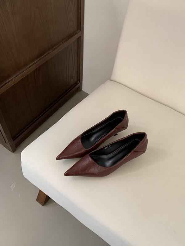 

Остроносые ретро туфли-лодочки с открытым верхом, модные универсальные туфли Мэри Джейн на одной педали, темпераментные маленькие кожаные туфли 34 темно-красного