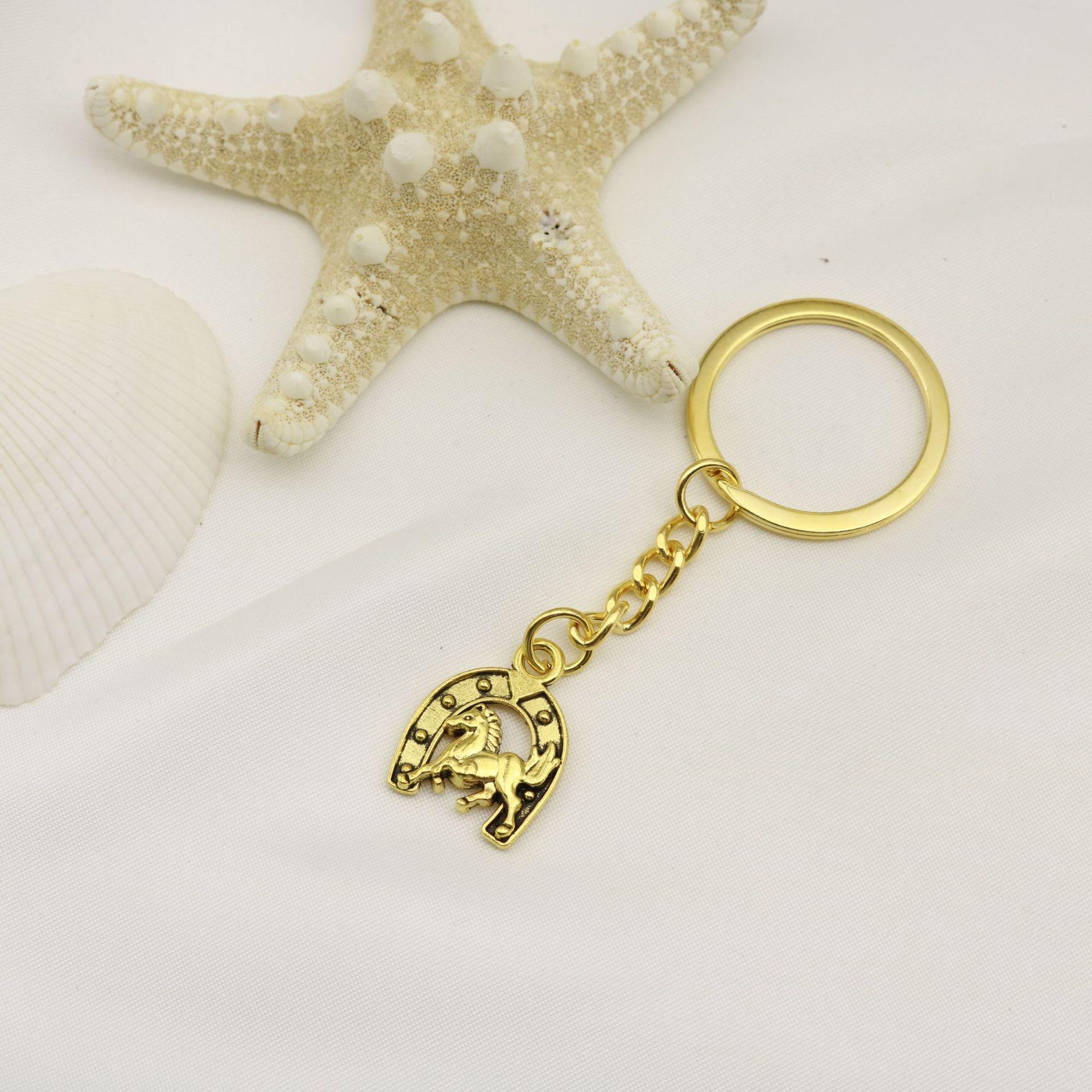 Horseshoe Horse Pendant Keychain старого золота