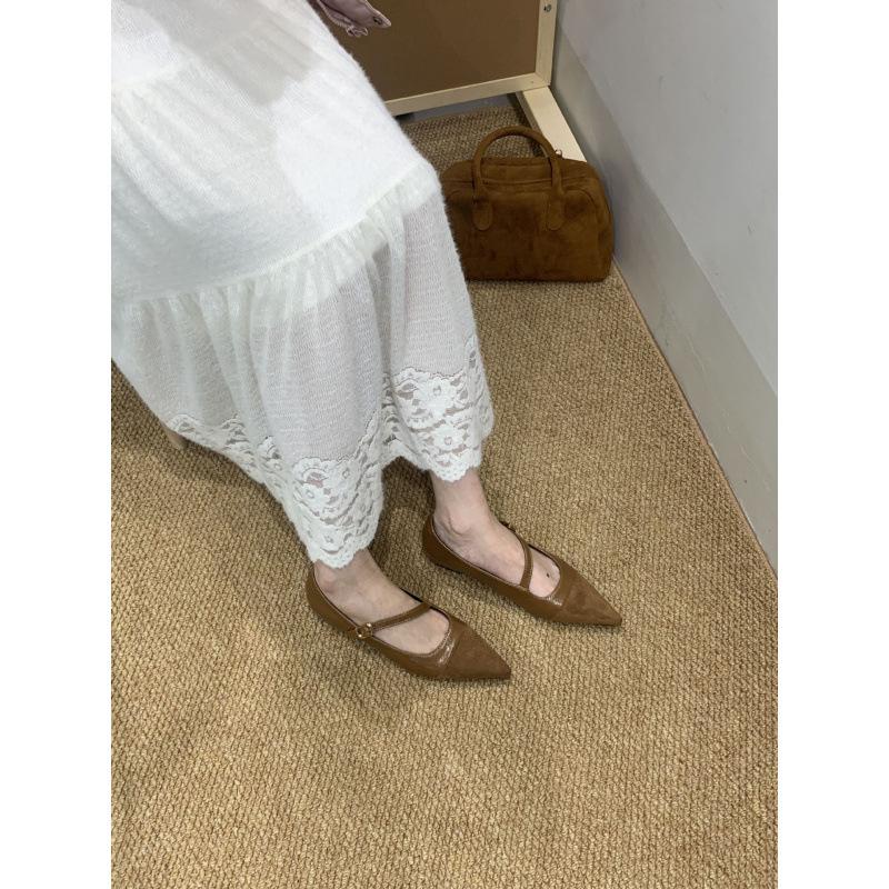 

Inner height increase pointed retro French Mary Jane single shoes women 2025 new spring gentle fairy fashion versatile single shoes 40