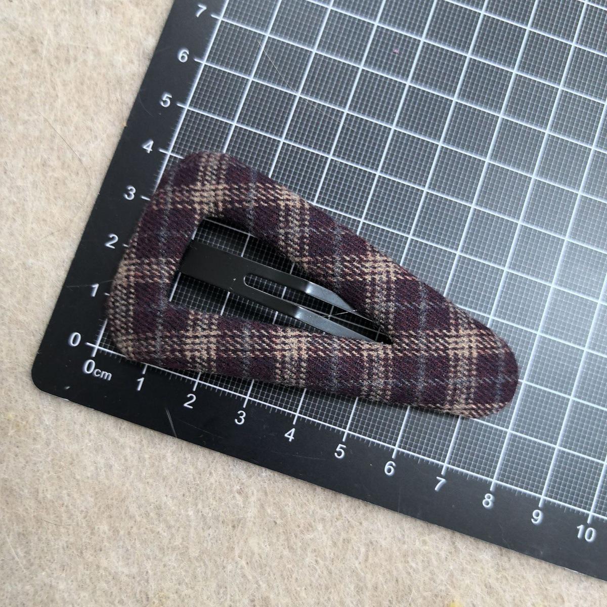 Korean Style Blue Plaid Triangular Hair Clip: Fashionable, Versatile Clip for Back of Head, Bangs, or Sides.