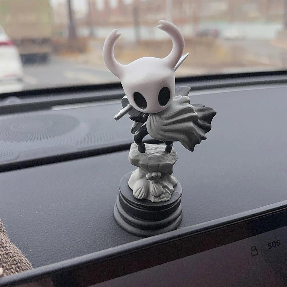Hollow Knight 10Cm Little Knight Pvc Statue - Handmade Game Character Model With Chassis, Collectible Desk Decor For Fans
