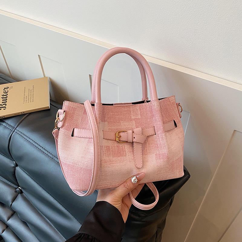 Retro Handbag, Fashionable Crossbody Bag, Exquisite Shoulder Bag