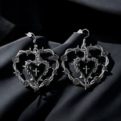 Gothic Rock Black Heart Cross Rose Dangle Earrings for Women Dark Romantic Witchy Drop Earrings Halloween Party Jewelry Gifts