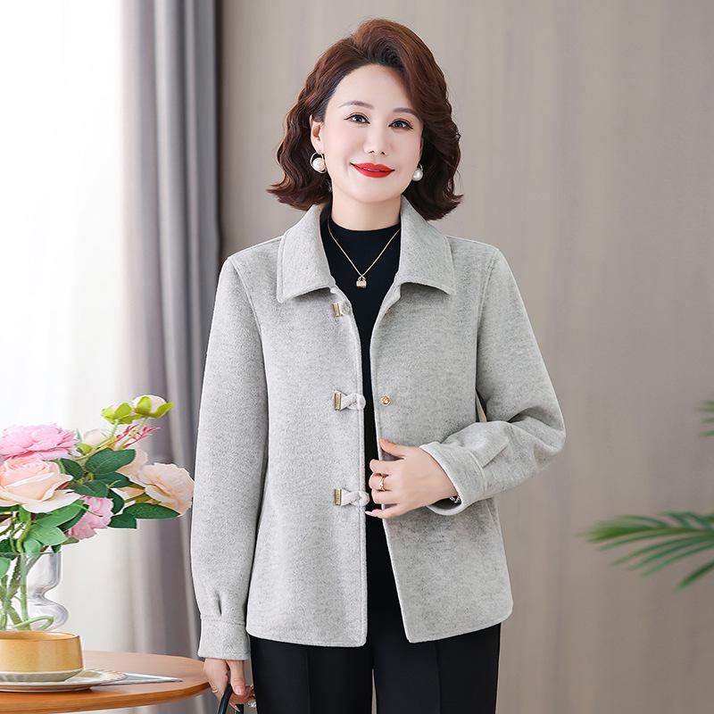 

2026 Fashionable Spring & Autumn Woolen Coat for Mothers – Short Mid-Age Women s Overcoat 5XL (suggested weight 143-155 jin)