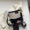 Niche diamond stray bag 2025 new contrasting colors popular wide shoulder strap messenger bag fashionable and simple shoulder bag
