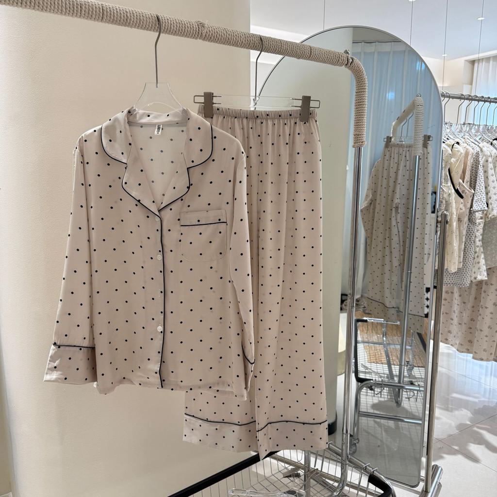 Internet Celebrity Polka Dot Korean Version of Ice Silk Pajamas Women's Spring and Autumn Simulation Silk Long-sleeved Trousers Loungewear Set Winter