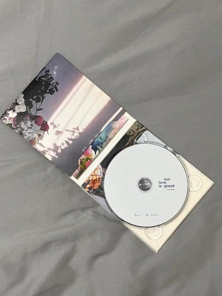Baek Yerin - Our Love Is Great - Album CD Used