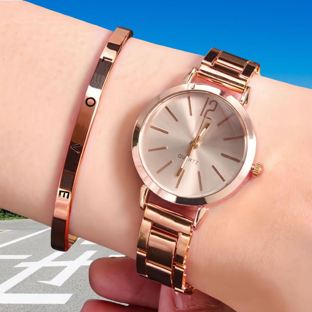 Women's Trendy Stainless Steel Quartz Watch & Bracelet Set
