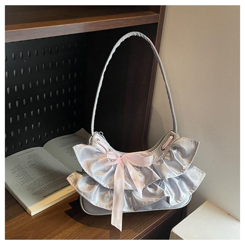 

Fashion trend women s handbag bag high-end soft leather messenger bag pleated ruffle edge armpit bag срібний