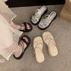 Temperament rhinestone thick-bottomed beach cool slippers 2025 new French beautiful slippers women's summer wear fashion and high sense