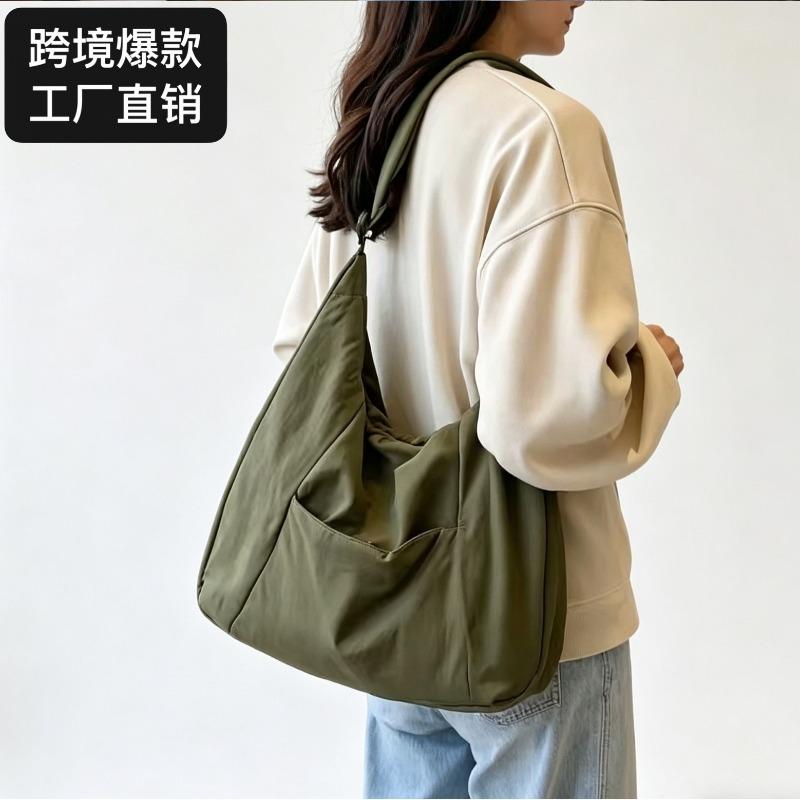 Crossbody bag women's autumn and winter new large-capacity shoulder bag down cotton simple and fashionable versatile tote bag