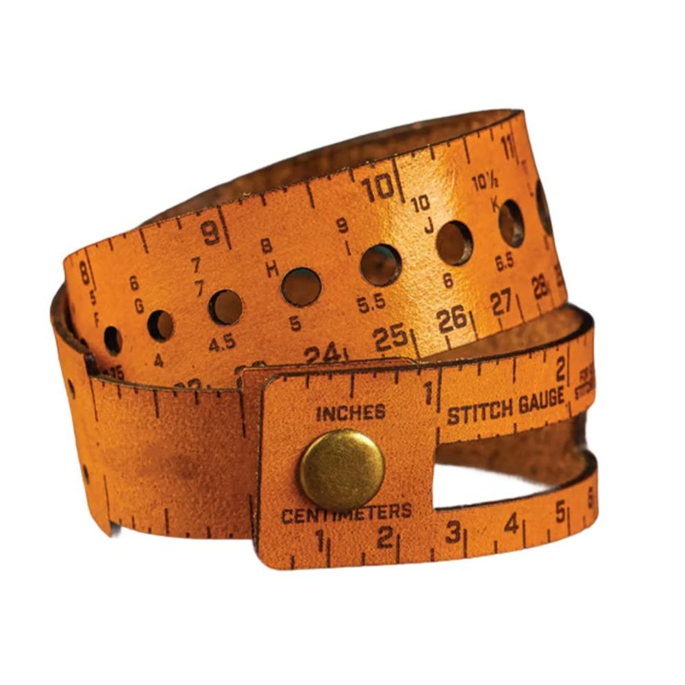 

Multifunctional 7-in-1 Leather Measuring Tool Stitch Markers Storage Gift for Crafter Crocheter Wrist Ruler Portable коричневий